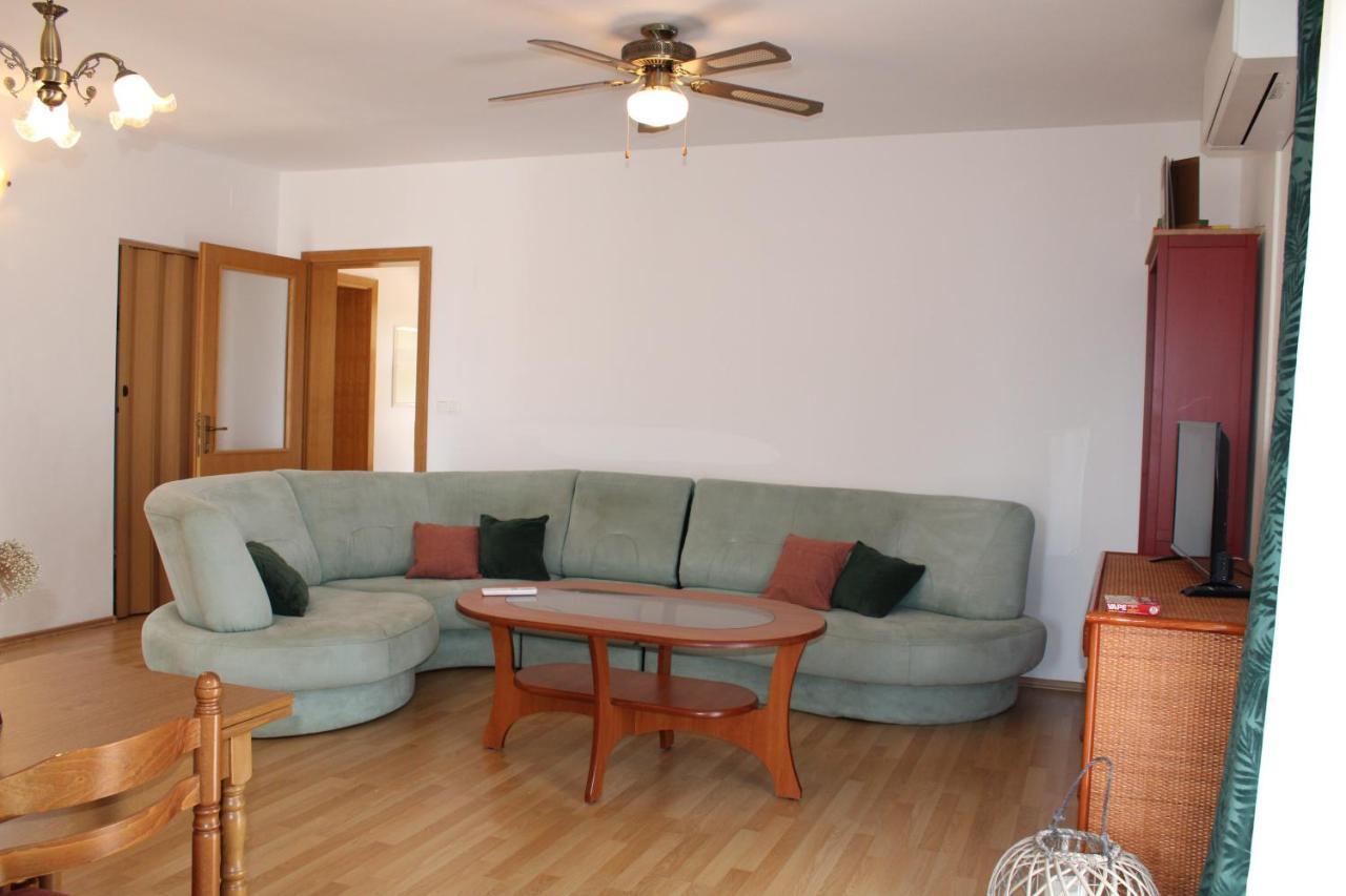 Apartment Noel Sveti Vid-Miholjice Экстерьер фото